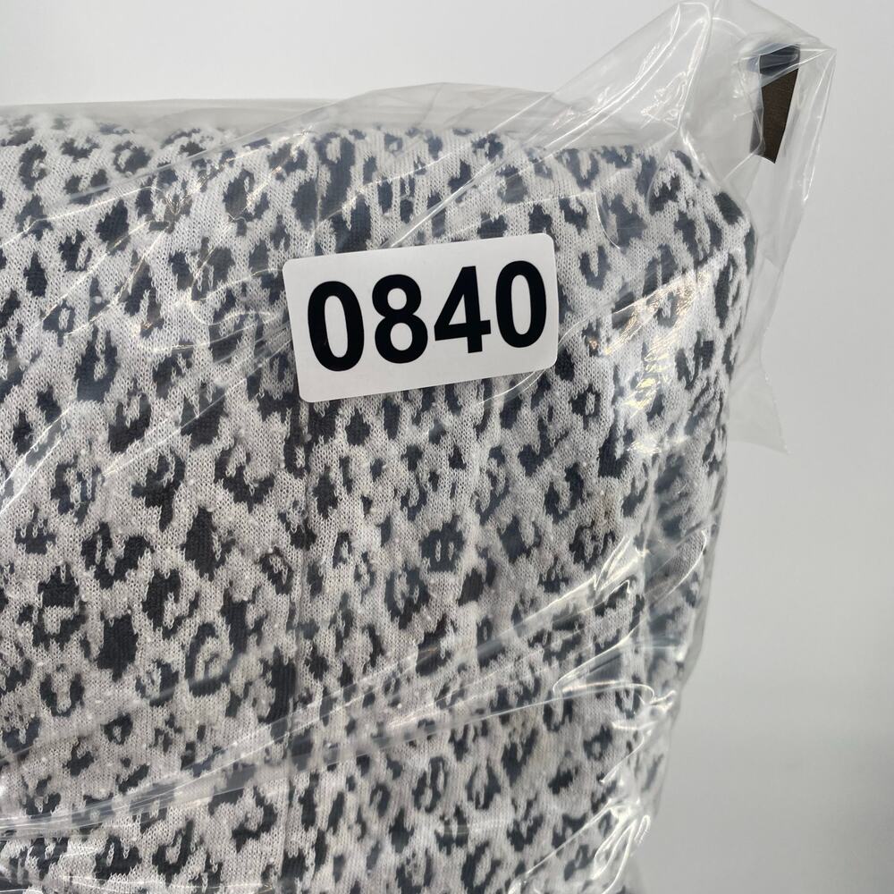 Tyler Boe Dress Women’s Small Snake Skin Print White & Gray Pleat Classic - Picture 10 of 10